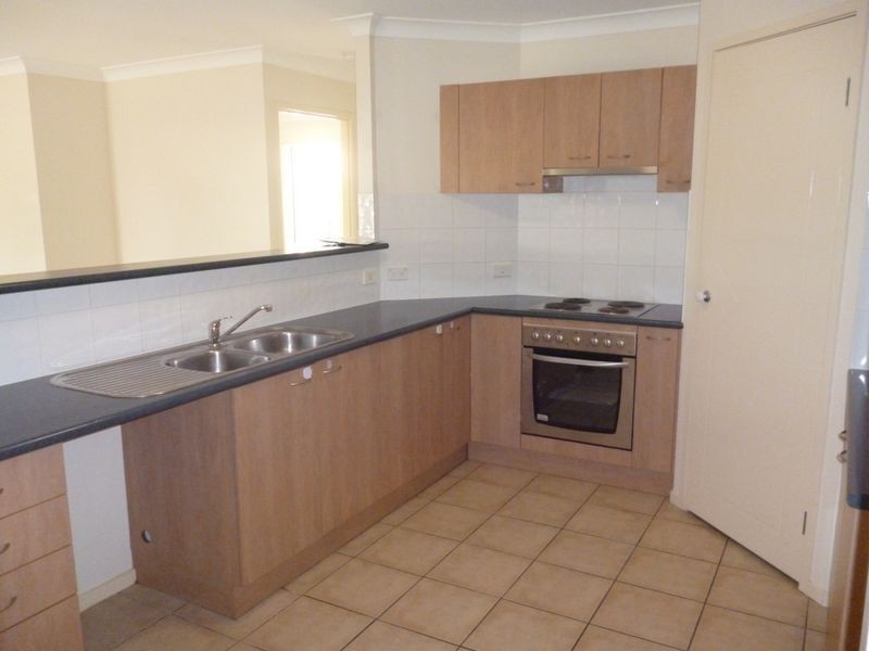 16 Zac Street, Marsden QLD 4132