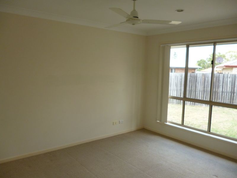 16 Zac Street, Marsden QLD 4132