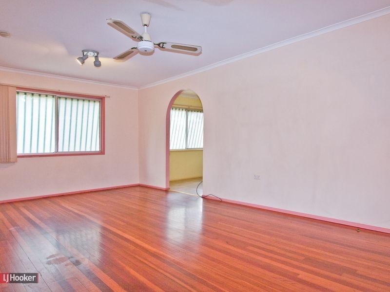 12 Woodview Street, Browns Plains QLD 4118