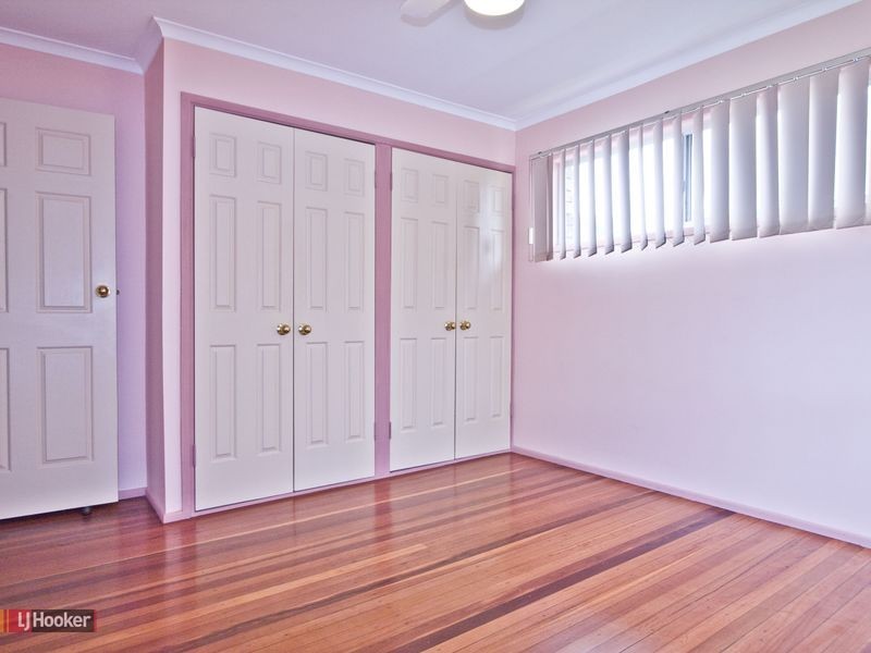 12 Woodview Street, Browns Plains QLD 4118