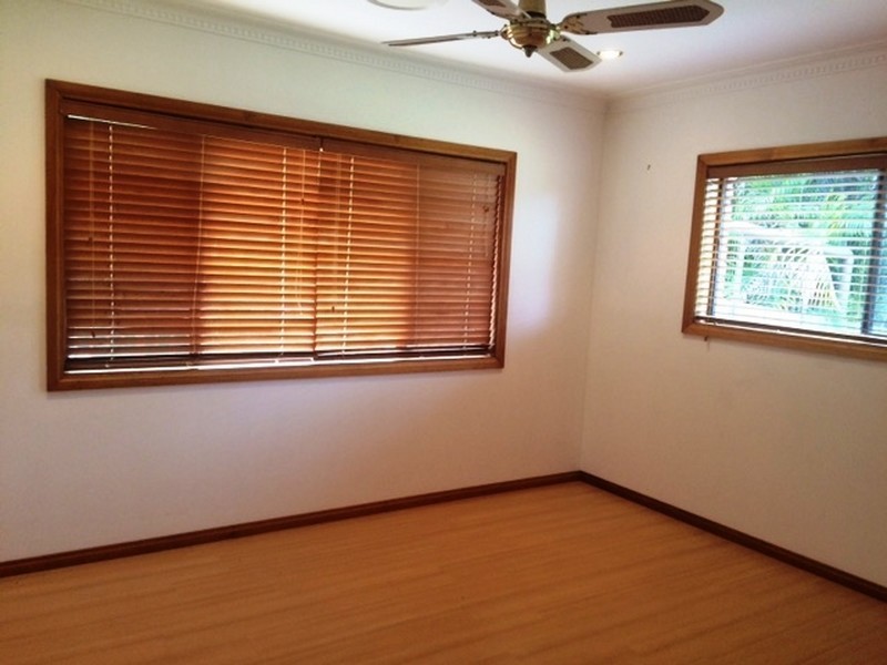 87 Hubner Road, Park Ridge QLD 4125