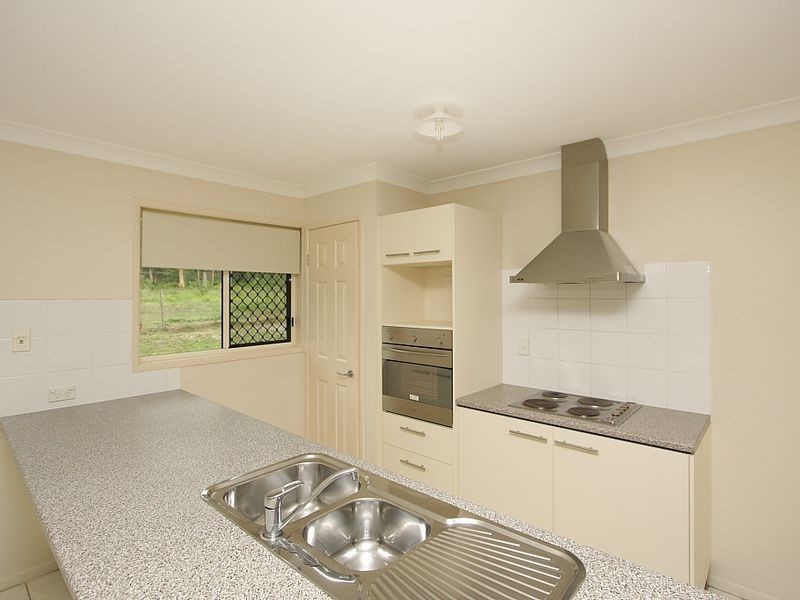 214 Park Ridge Road, Park Ridge QLD 4125