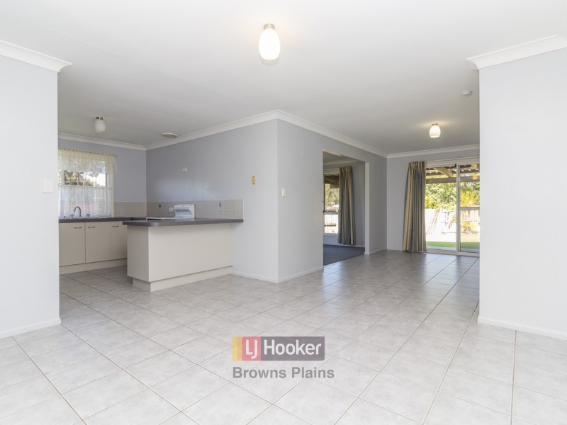 31 Indica Crescent, Regents Park QLD 4118