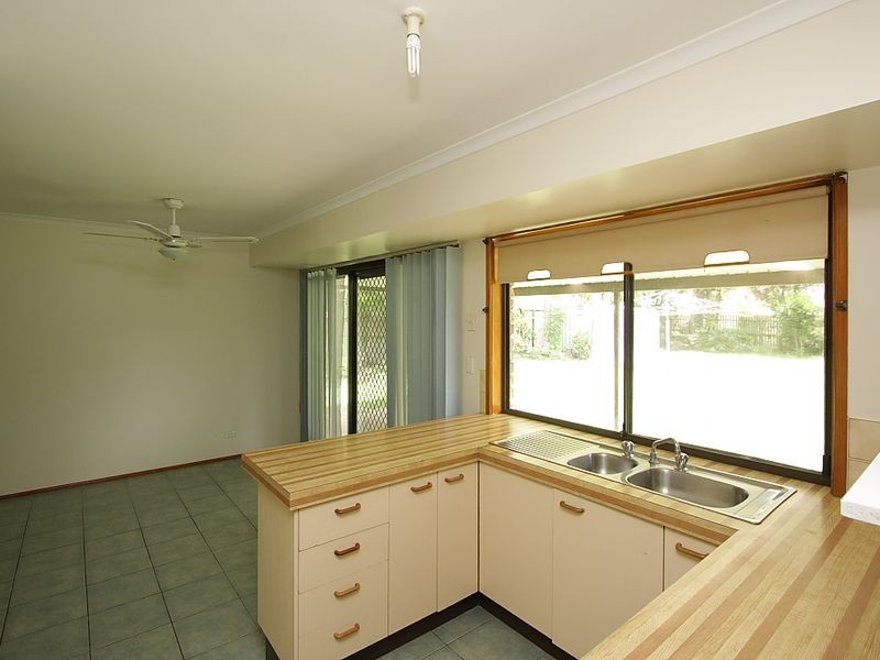 21 Bywater  Street, Hillcrest QLD 4118