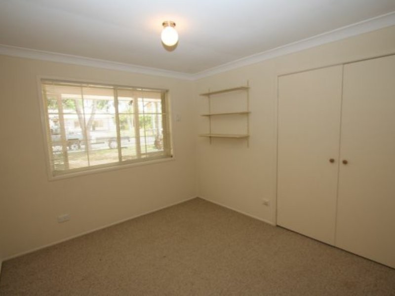 4 Flinders Crescent, Boronia Heights QLD 4124