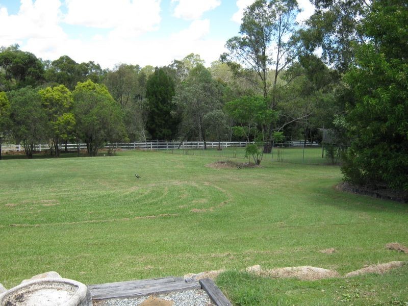 5-7 Redan Court, Greenbank QLD 4124