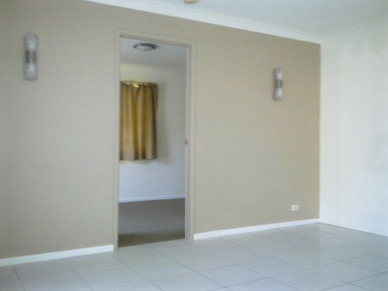 14 Emerald Drive, Regents Park QLD 4118