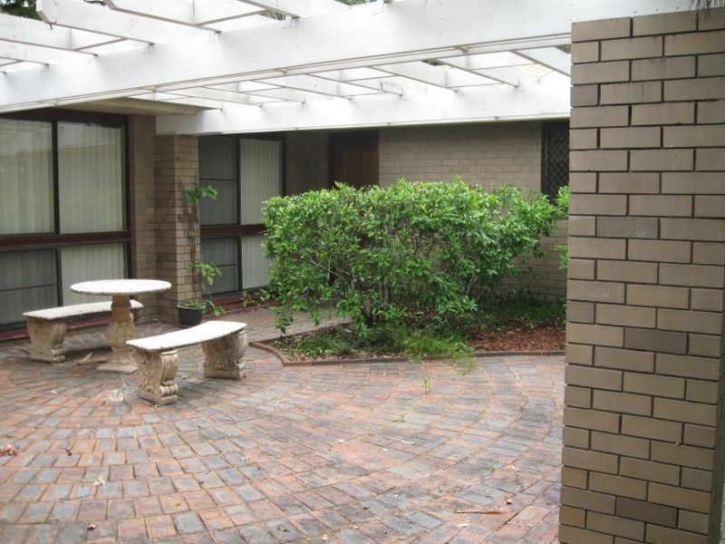 16 Nottingham Court, Forestdale QLD 4118