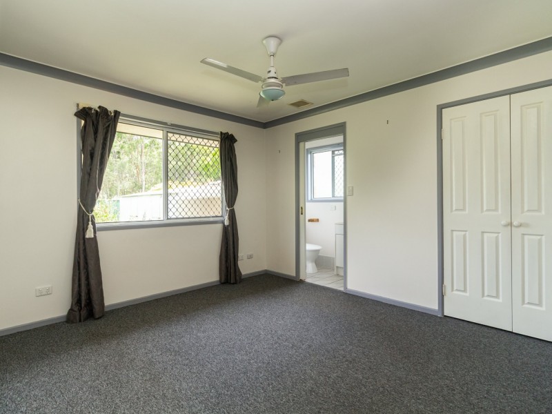 2 Ethion Drive, Regents Park QLD 4118