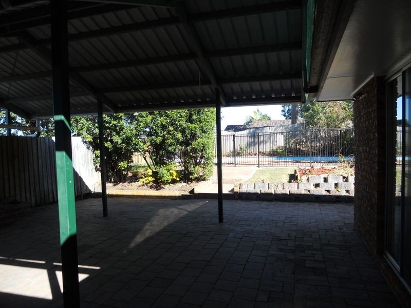 19 Dorachus Drive, Regents Park QLD 4118