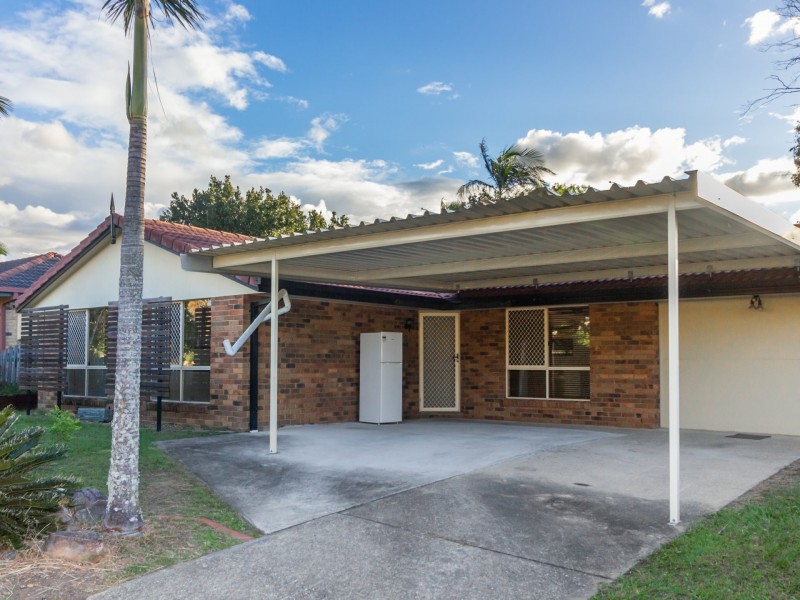 9 Learmonth Court, Hillcrest QLD 4118