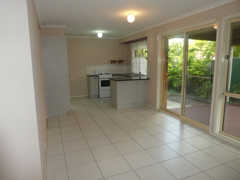 35 Thistle Street, Regents Park QLD 4118