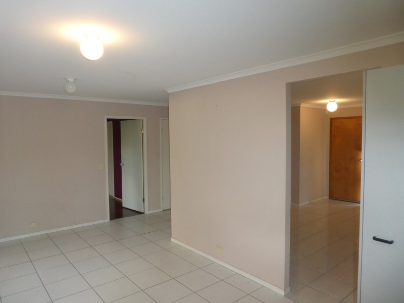 35 Thistle Street, Regents Park QLD 4118