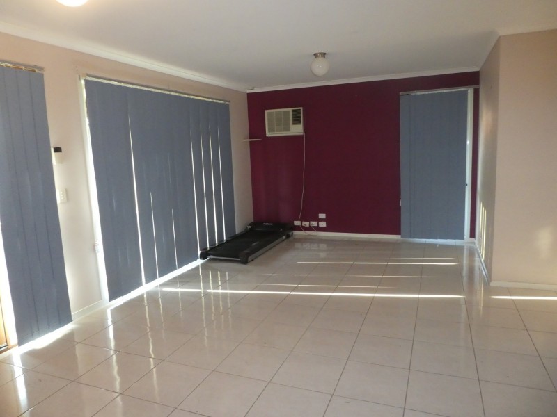 35 Thistle Street, Regents Park QLD 4118