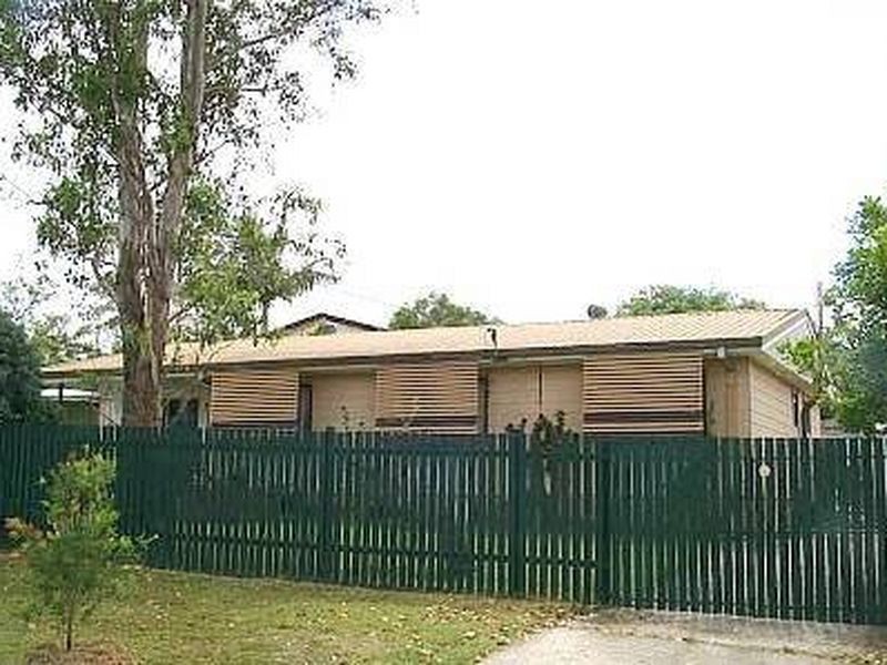 27 Paperbark Street, Crestmead QLD 4132