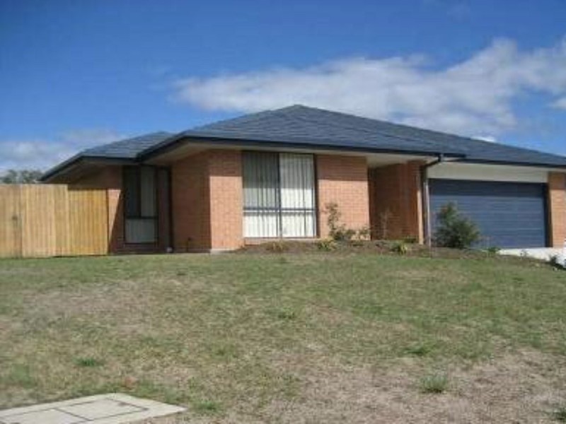 16 Robur Street, Marsden QLD 4132
