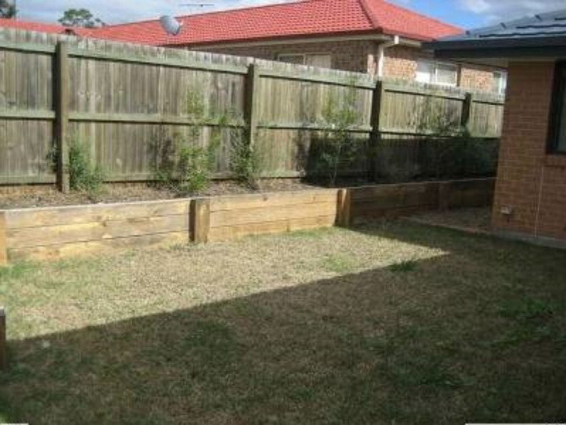 16 Robur Street, Marsden QLD 4132