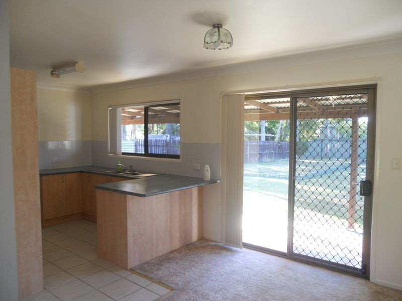 32 Antlia Street, Regents Park QLD 4118