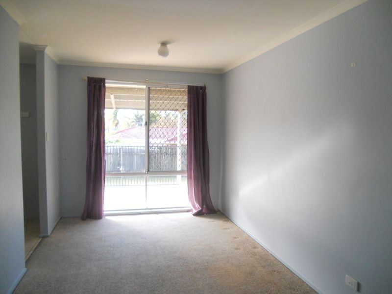 6 Mooloolah Court, Hillcrest QLD 4118