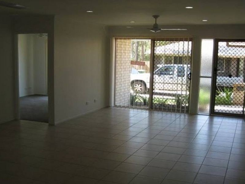 21/52 Freshwater Drive, Berrinba QLD 4117