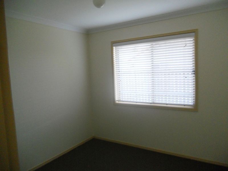 8 Craig Street, Crestmead QLD 4132