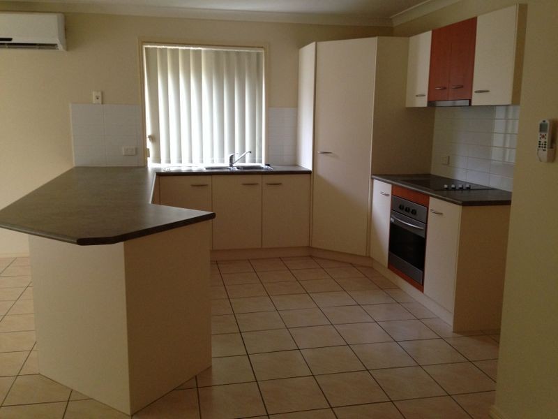 22 Khoo Place, Calamvale QLD 4116