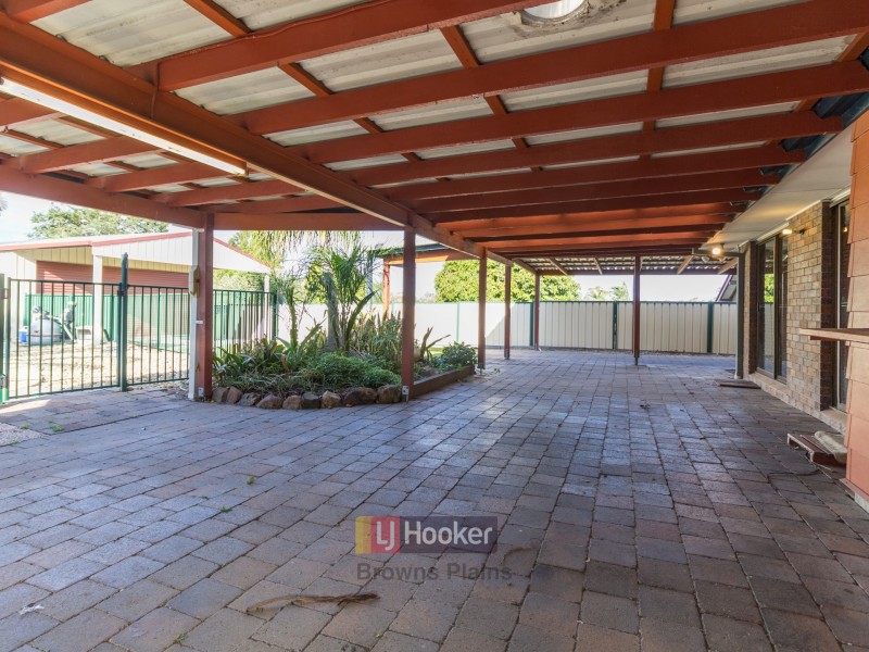 169 Emerald Drive, Regents Park QLD 4118