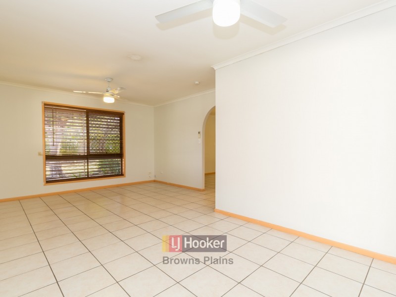 169 Emerald Drive, Regents Park QLD 4118
