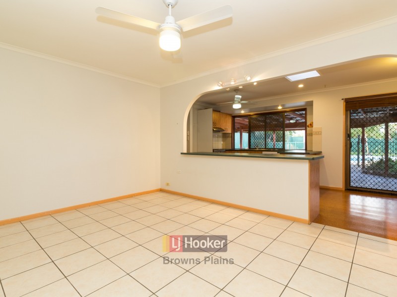 169 Emerald Drive, Regents Park QLD 4118