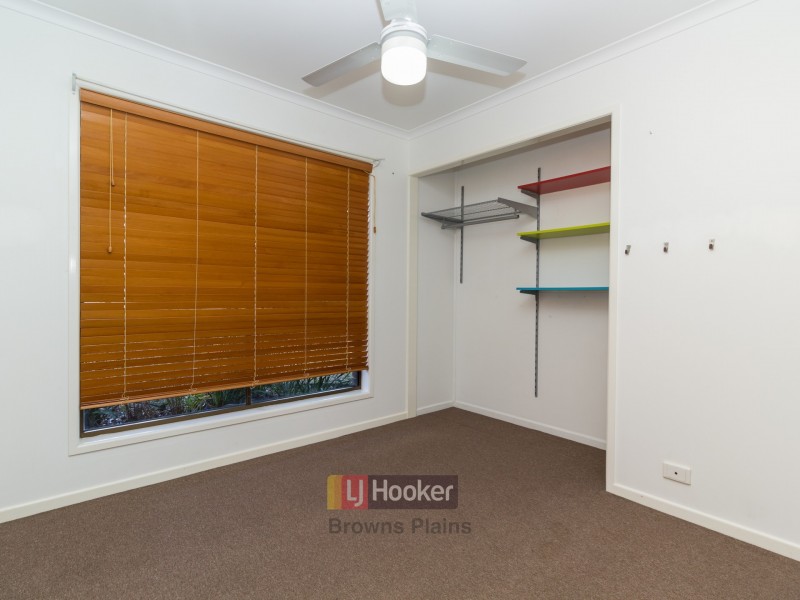 169 Emerald Drive, Regents Park QLD 4118