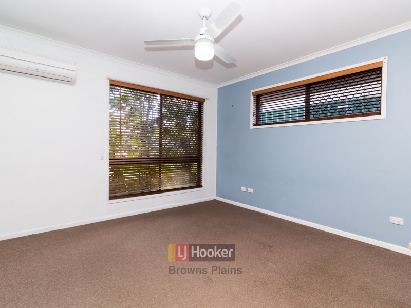 169 Emerald Drive, Regents Park QLD 4118