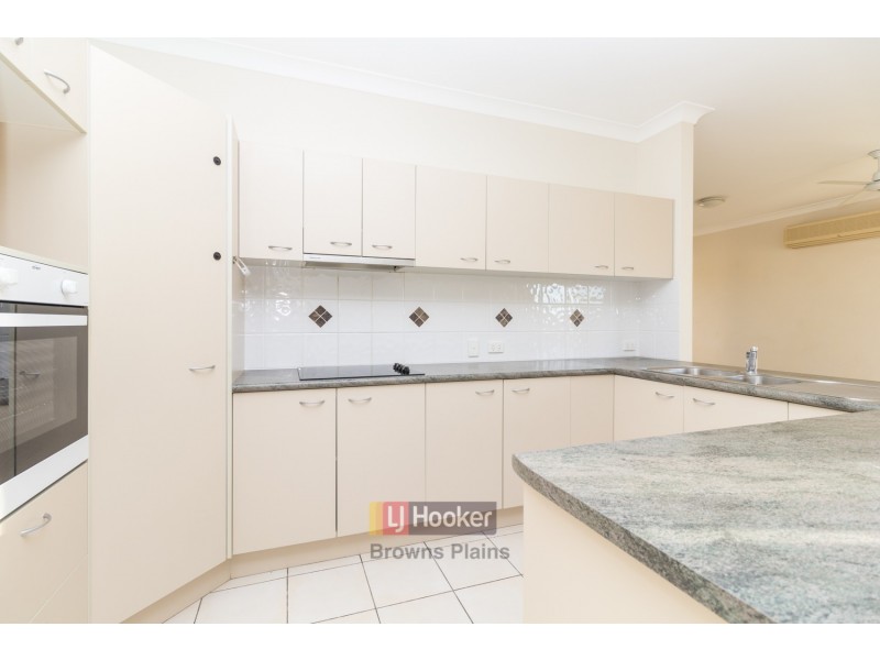 73 Grove Road, Edens Landing QLD 4207