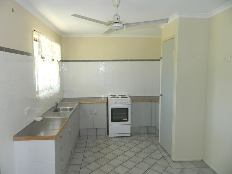 9 Meranti Street, Crestmead QLD 4132