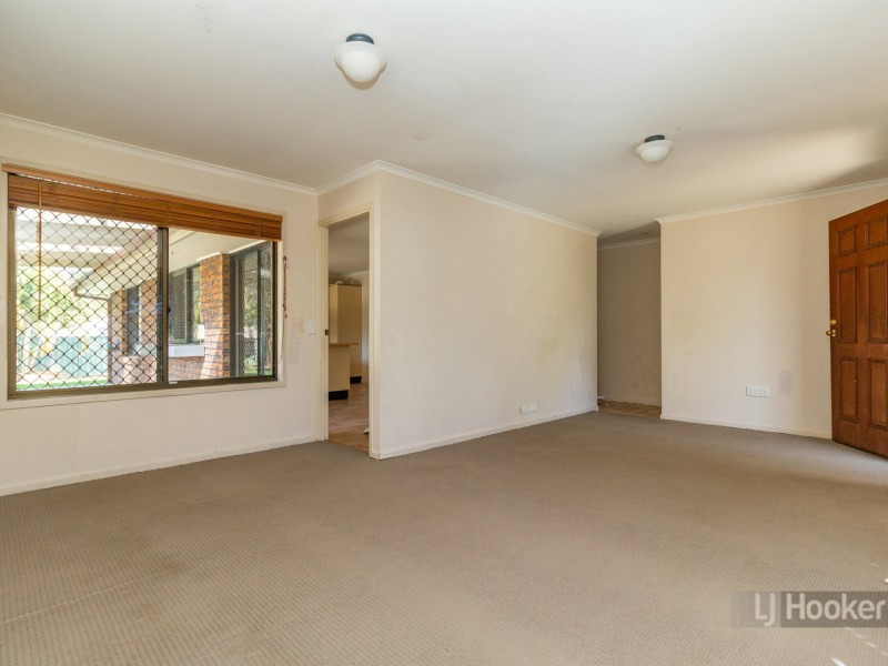 9 Acorus Court, Regents Park QLD 4118