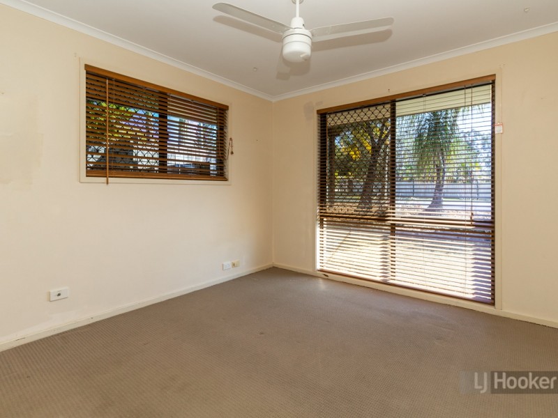 9 Acorus Court, Regents Park QLD 4118