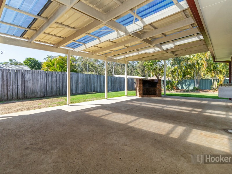 9 Acorus Court, Regents Park QLD 4118