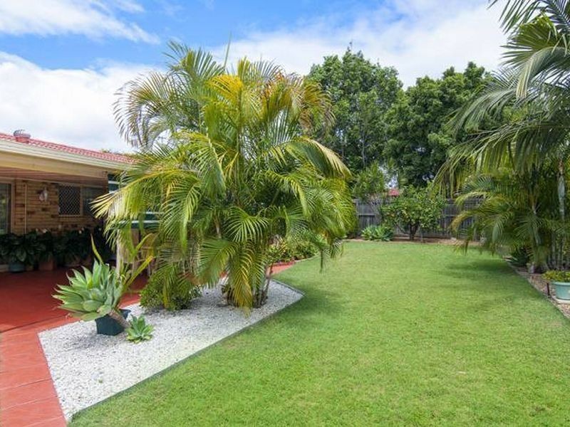 93 Federation Drive, Hillcrest QLD 4118