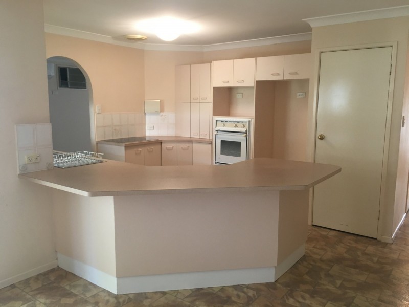 209 Waller Road, Regents Park QLD 4118