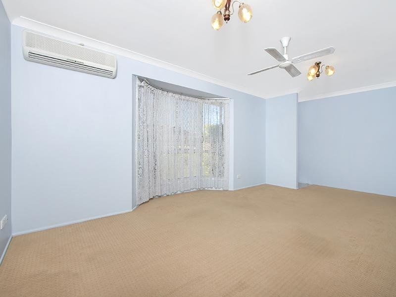 3 Fenwood Close, Boronia Heights QLD 4124