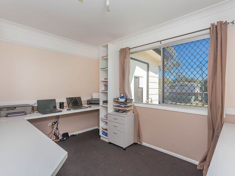 10 Woodburn Street, Marsden QLD 4132