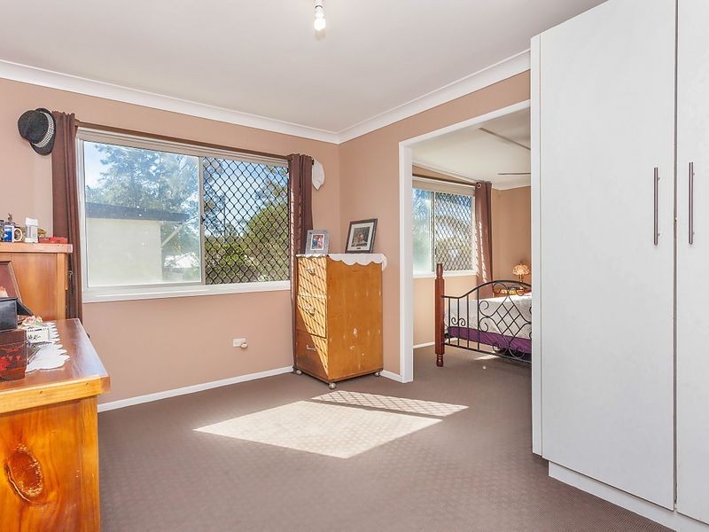 10 Woodburn Street, Marsden QLD 4132