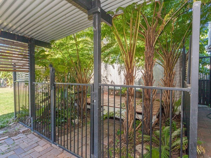 10 Woodburn Street, Marsden QLD 4132