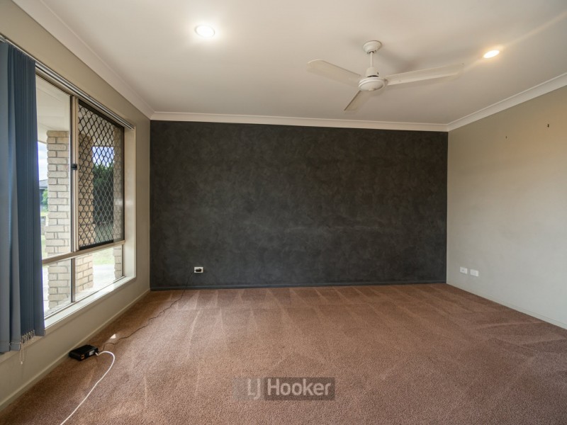 5 Samia Court, Regents Park QLD 4118