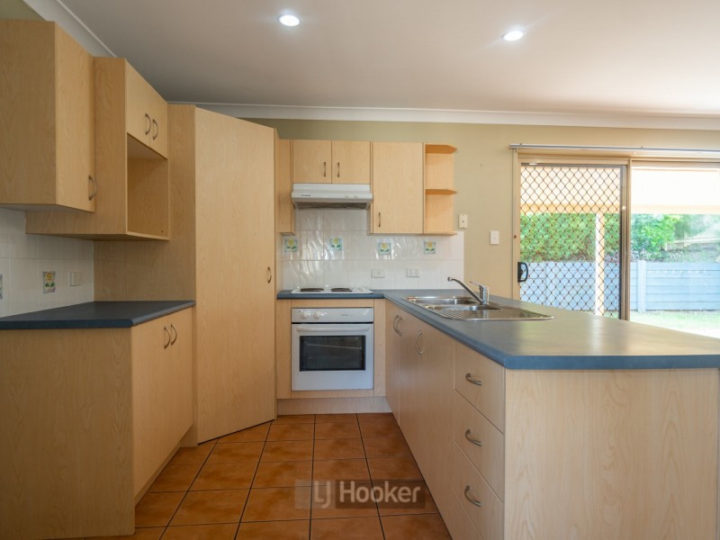 5 Samia Court, Regents Park QLD 4118