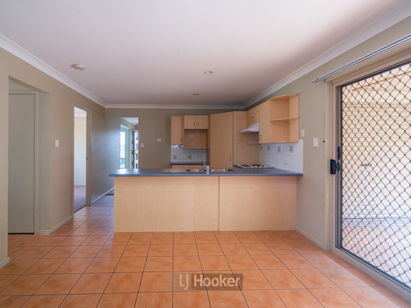 5 Samia Court, Regents Park QLD 4118