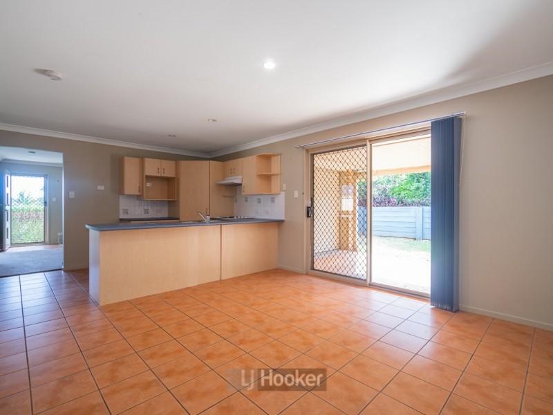 5 Samia Court, Regents Park QLD 4118
