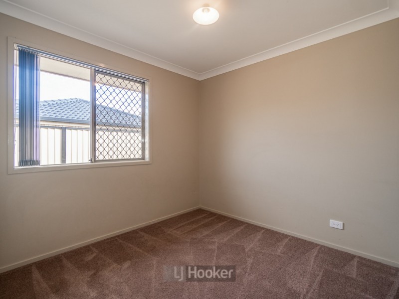 5 Samia Court, Regents Park QLD 4118