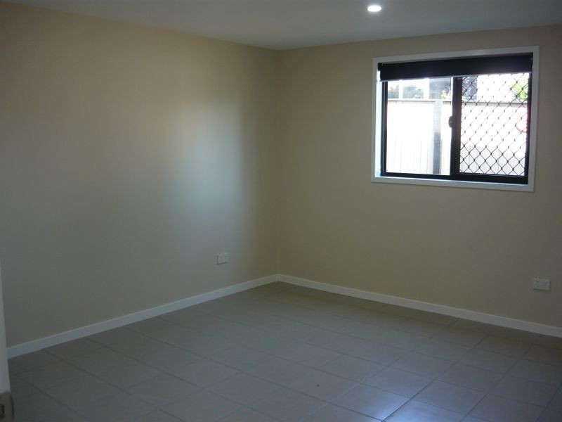 22 Pine Drive, Woodridge QLD 4114