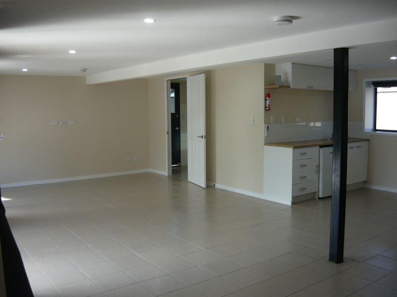 22 Pine Drive, Woodridge QLD 4114