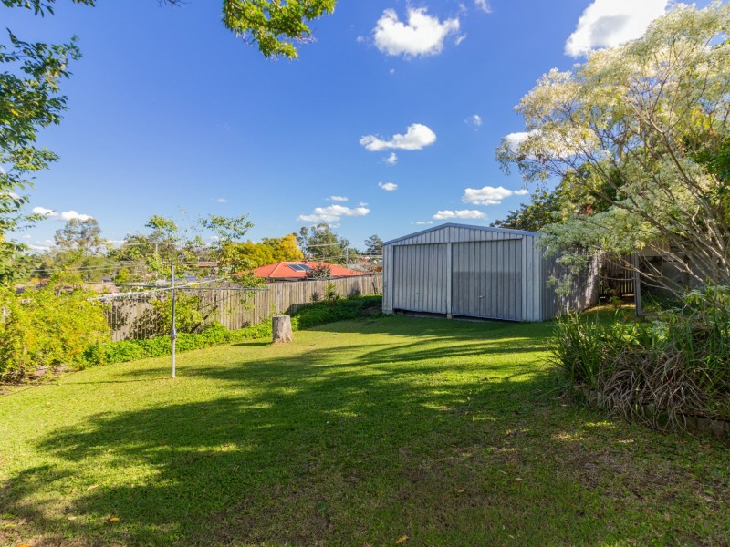 27 Algol Street, Regents Park QLD 4118